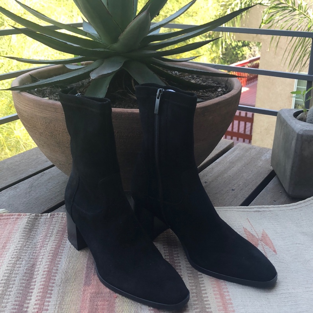 Aquatalia Tilly Stretch Boot